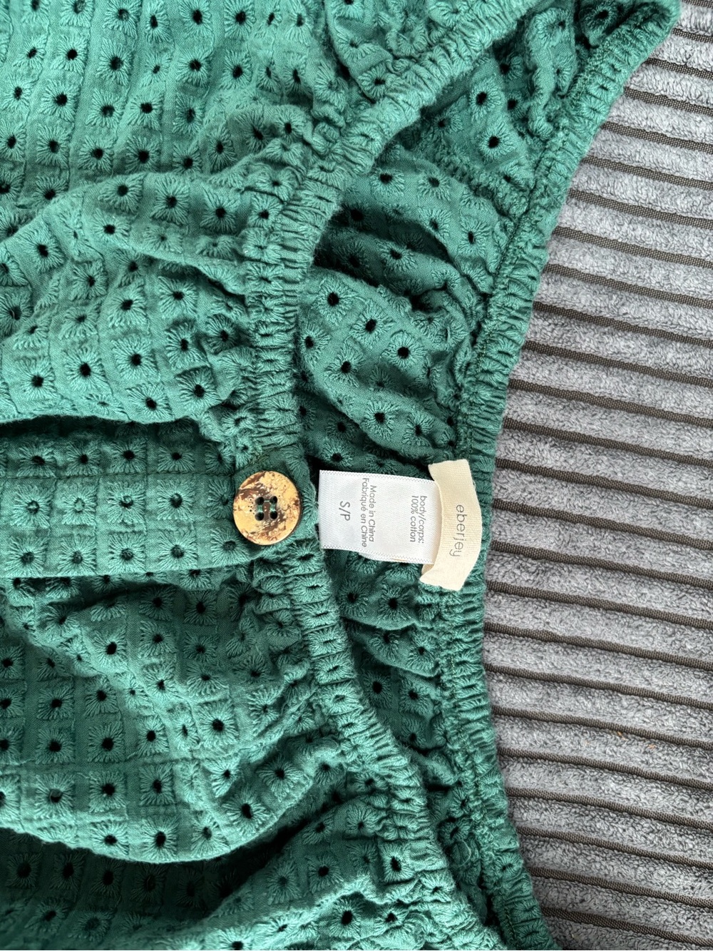 Eberjey Green crop top Button-Front Top - Picture 2 of 2